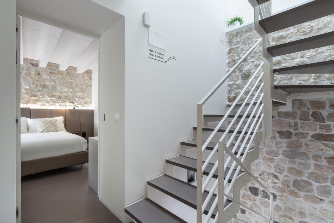 Portone180 Guest House Roveredo in Piano Buitenkant foto