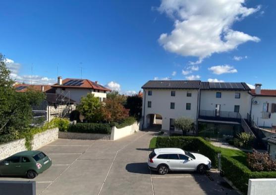 Portone180 Guest House Roveredo in Piano Buitenkant foto